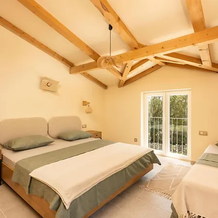 Vilă Malner-privat Luxury Pool Retreat On Krk Island