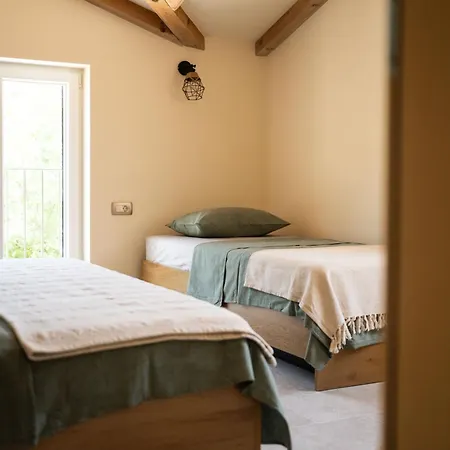 Malner-privat Luxury Pool Retreat On Krk Island Vilă
